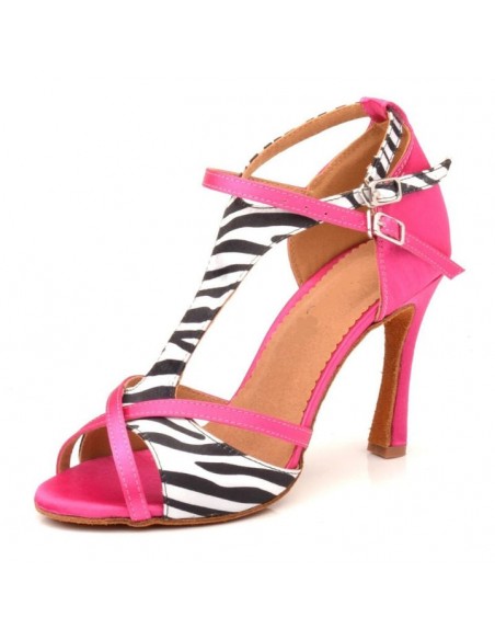 Kenia Shoes